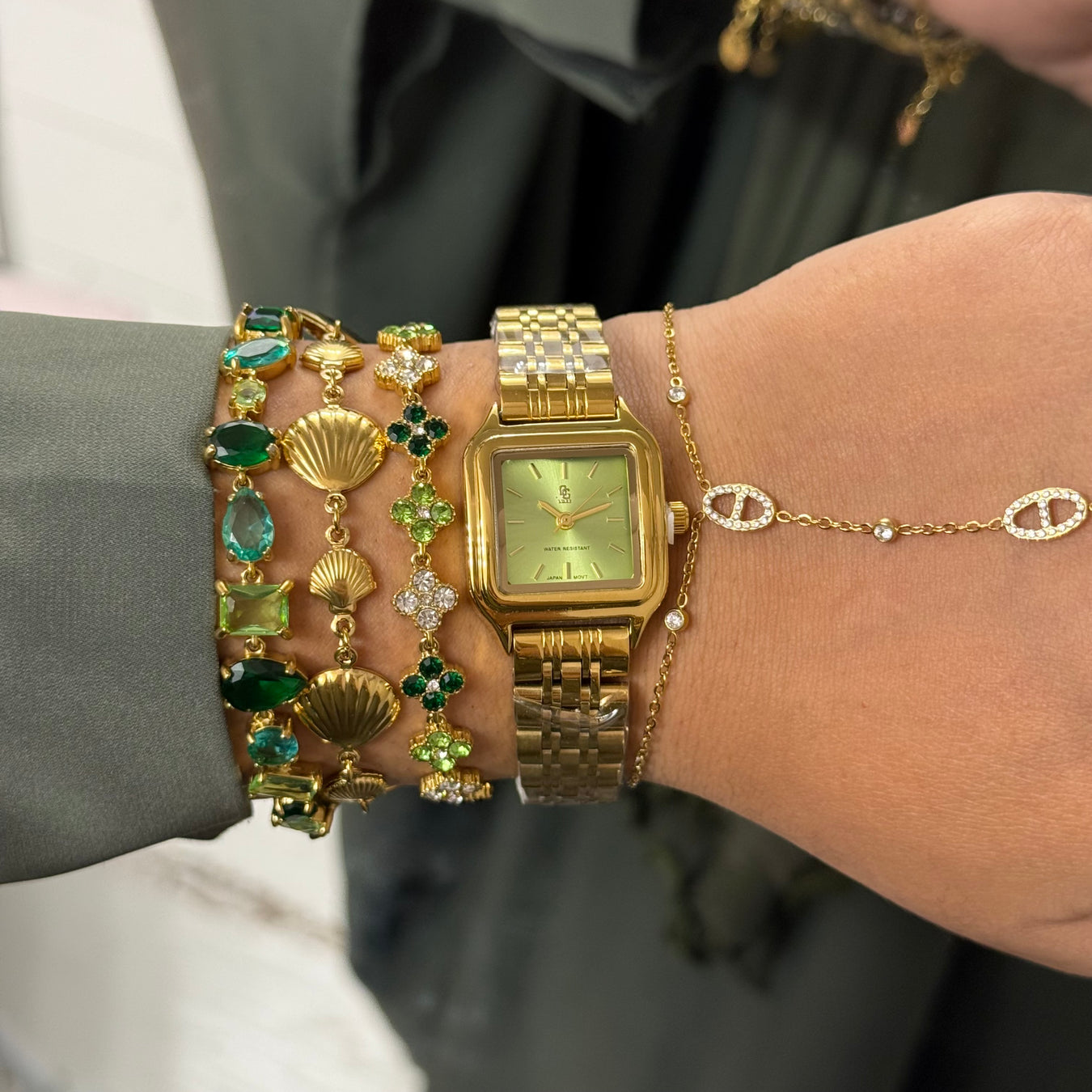 LES MONTRES