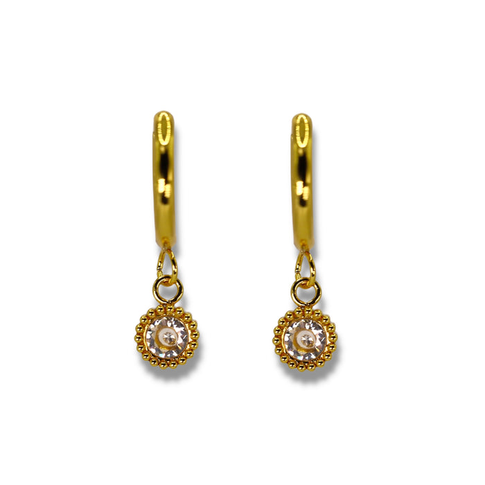 Petites créoles dorées avec pendentif cercle zirconium - Acier Inoxydable ✨