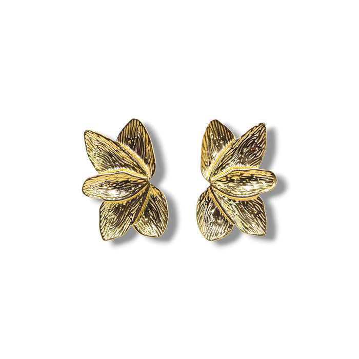 Boucles d’oreilles dorées – Fleur oversize
