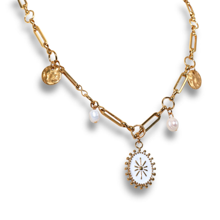 Collier doré à charms – Création unique ✨