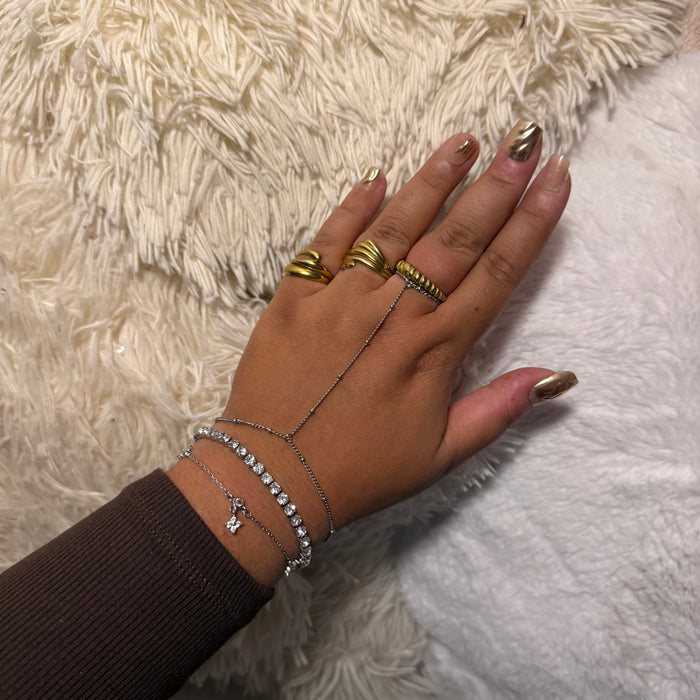 Chaîne de main argent – Acier Inoxydable ✨