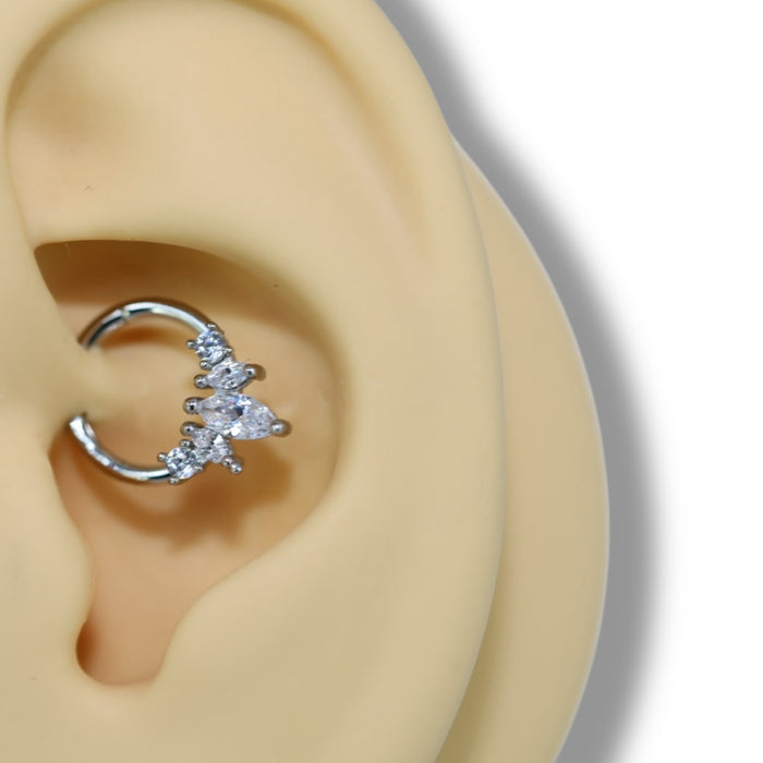 Piercing Anneau Strass – Acier inoxydable ✨