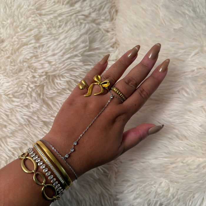 Chaîne de main argent – Acier Inoxydable ✨