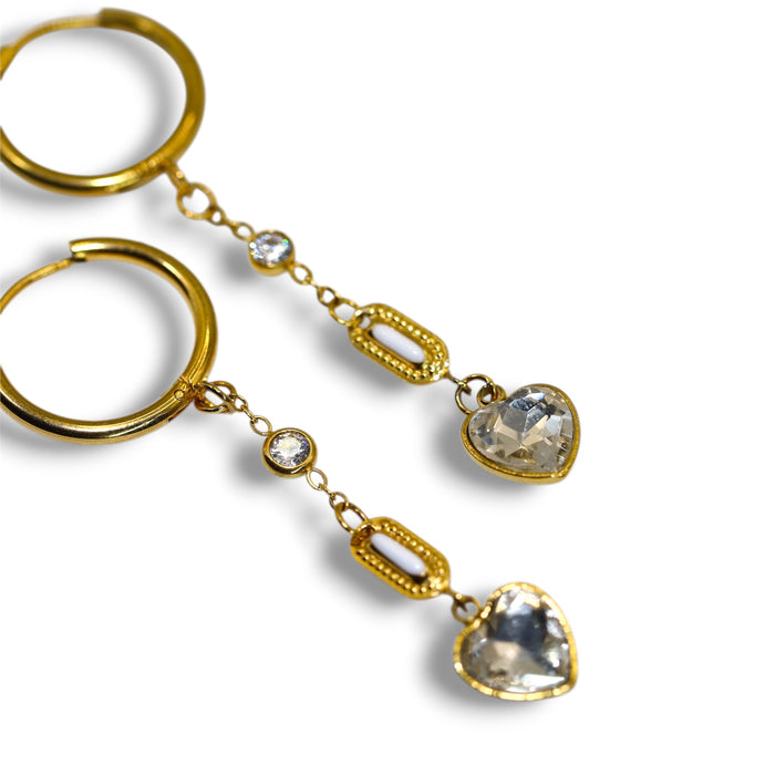 Boucles d’oreilles créoles dorées – Cristaux & cœur scintillant ✨