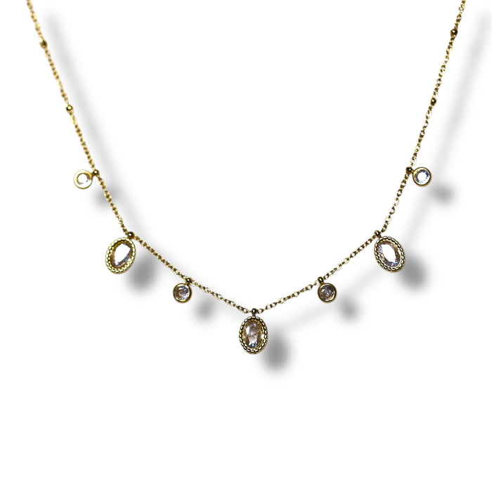 Collier doré avec pierre ovale en zirconium en acier inoxydable ✨