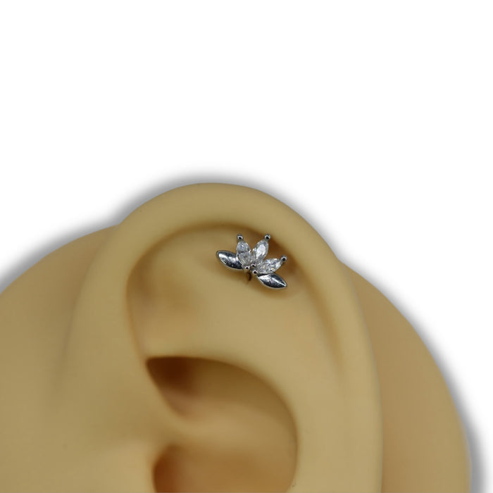 Piercing Lotus Strass – Acier Inoxydable Argenté ✨