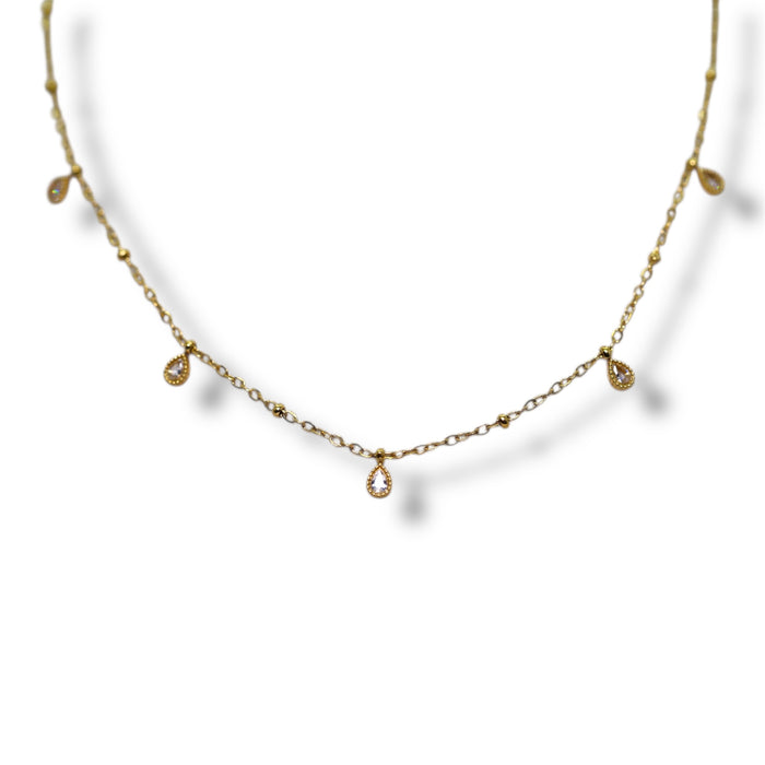 Collier ras de cou avec mini pendentif doré ✨