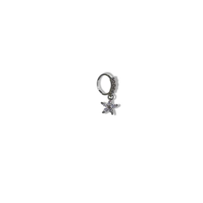 Piercing Oreille Anneau Cristal avec Pendentif fleur  – Acier Inoxydable ✨