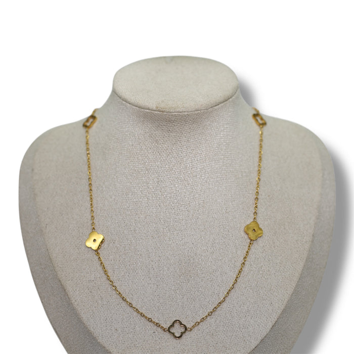 Collier doré – Trèfles raffinés ✨