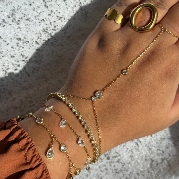 Chaîne de main dorée – Acier Inoxydable ✨
