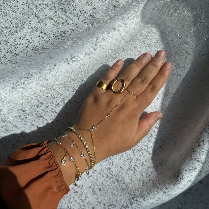 Chaîne de main dorée – Acier Inoxydable ✨