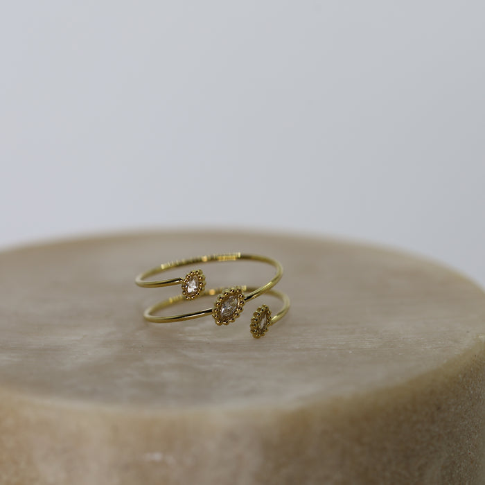 Bague dorée ajustable avec pierres en zirconium en acier inoxydable ✨