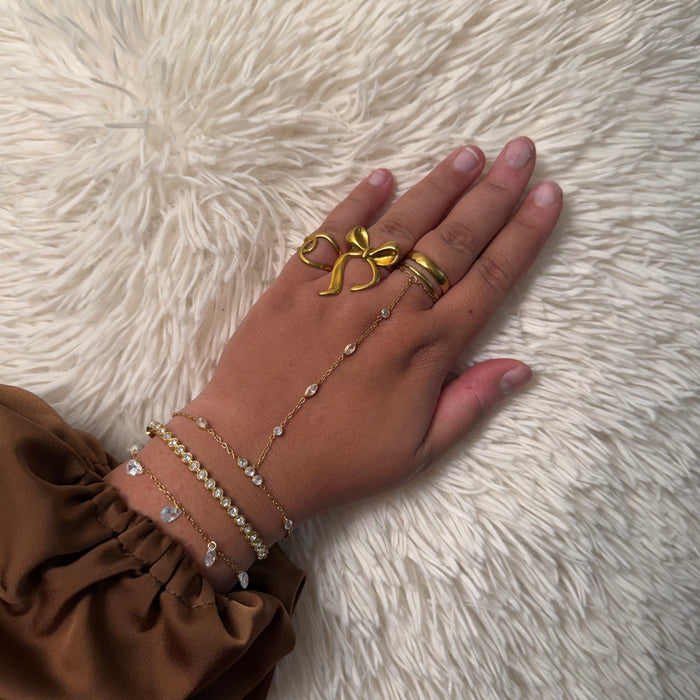 Chaîne de main dorée – Acier Inoxydable ✨