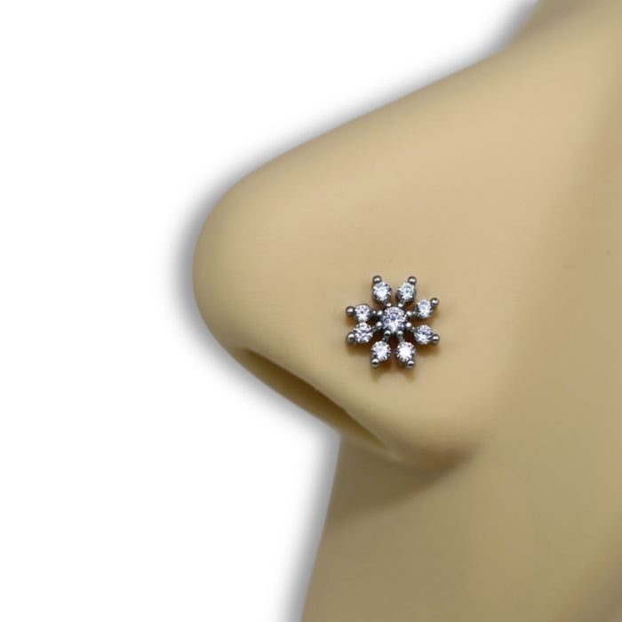 Piercing Nez Fleur Scintillante Argent – Acier Inoxydable ✨